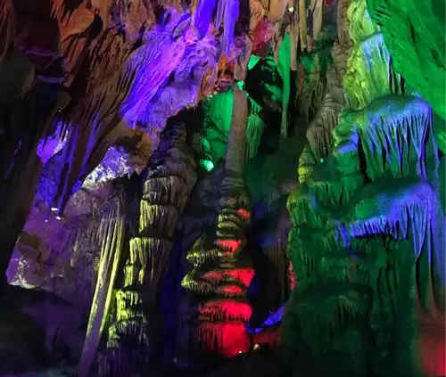 柞水溶洞旅游基礎(chǔ)設(shè)施提升建設(shè)項(xiàng)目_副本.jpg